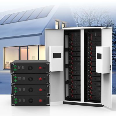 100kwh batterie commerciale de stockage d'énergie solaire 200kwh Lifepo4 Système d'énergie de batterie à onduleur hybride